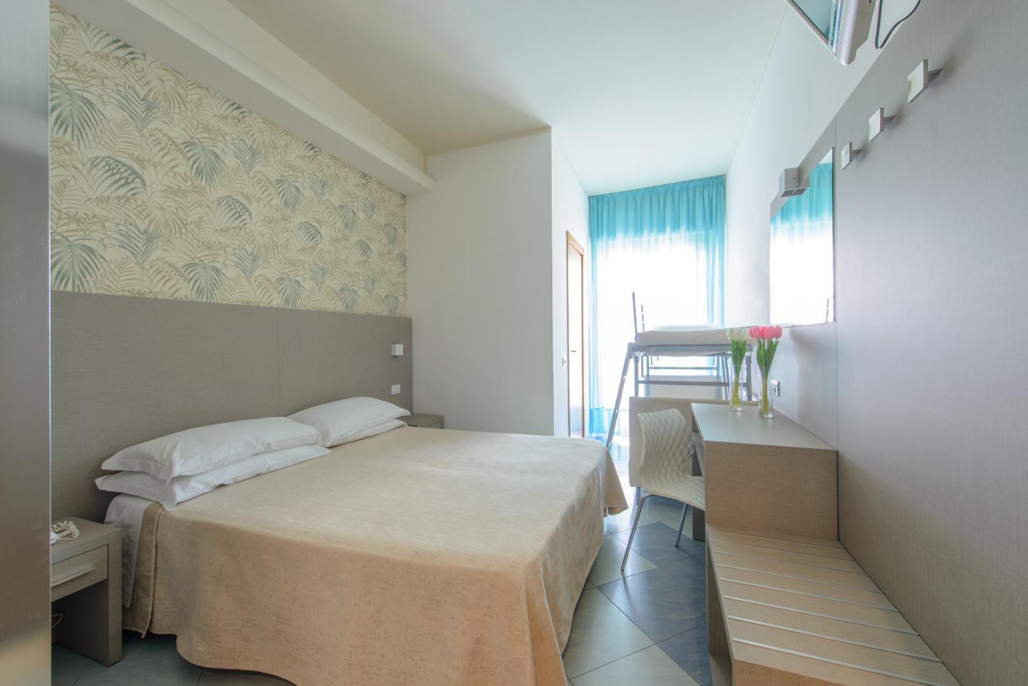 Hotel Christian Rimini Esterno foto